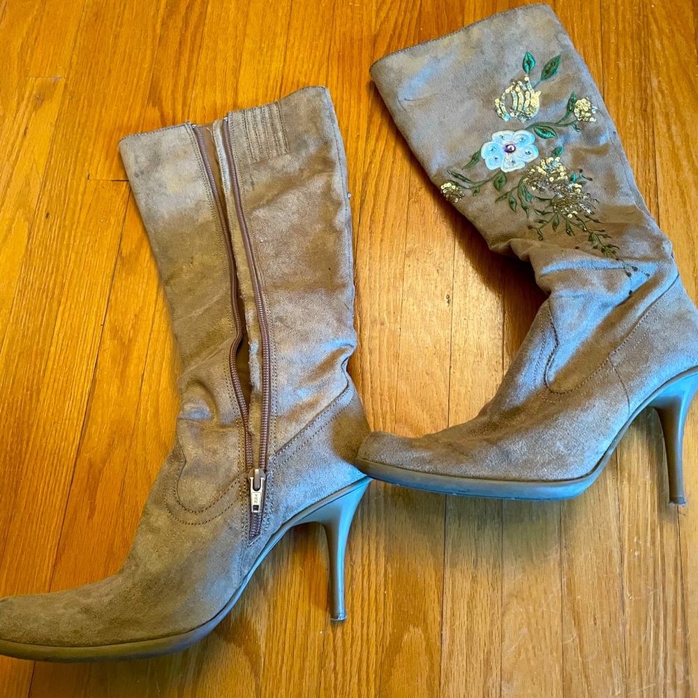 Splash high heel boots fake suede